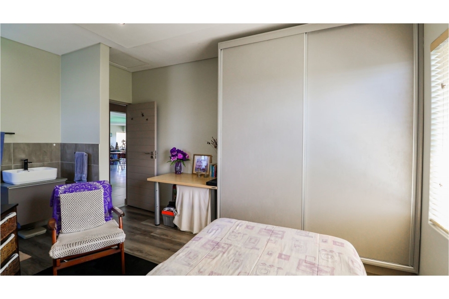 3 Bedroom Property for Sale in Paradise Coast Western Cape